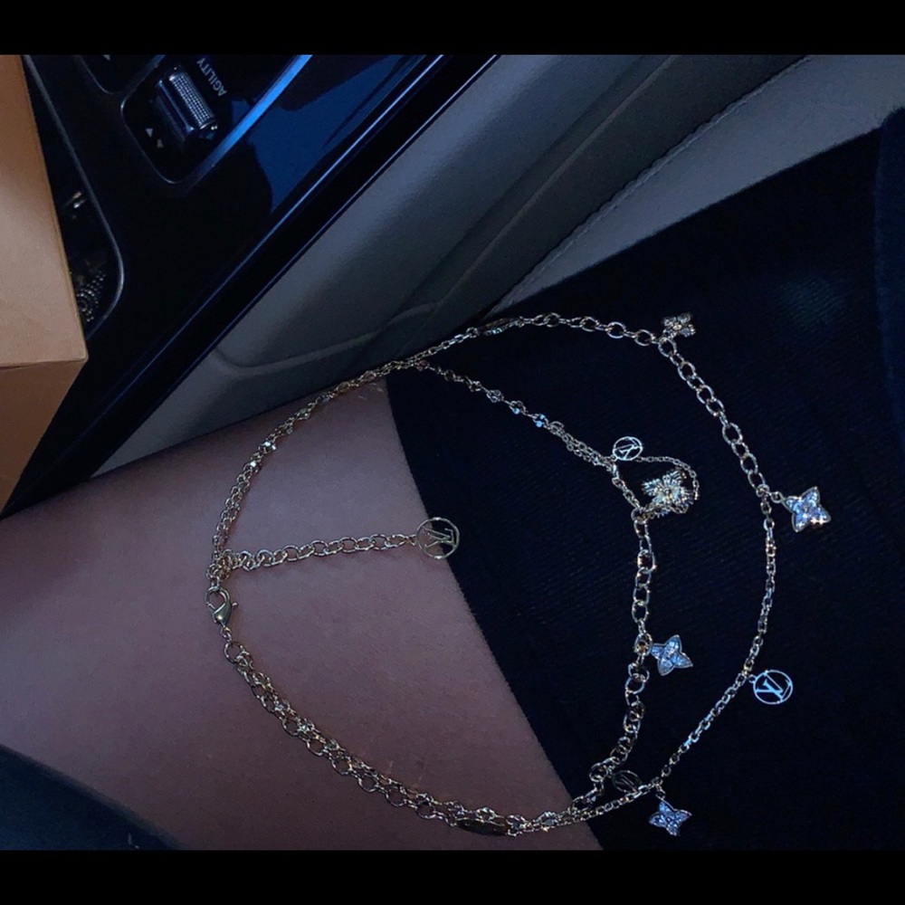 Louis Vuitton Blooming Supple Necklace